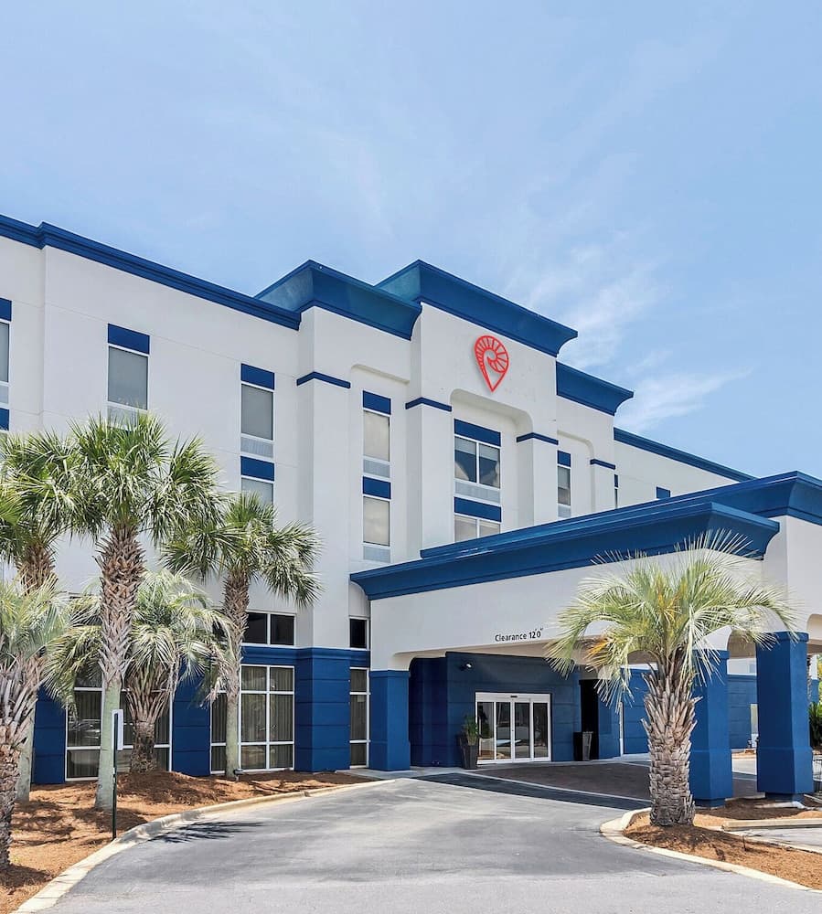 Holiday Inn Express and Suites Destin Miramar Beach by IHG — hotel in Miramar, Florida