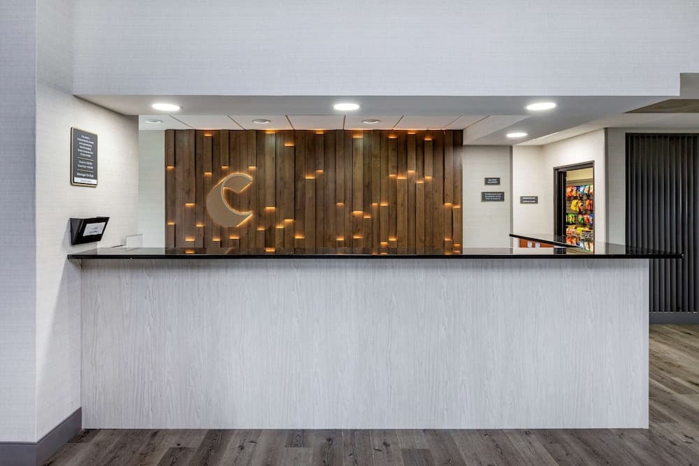 Comfort Inn & Suites Grand Blanc/Flint property views in Grand Blanc, MI — gallery photo 3