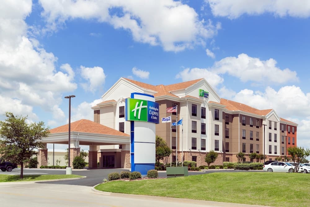 Holiday Inn Express & Suites Shawnee by IHG — hotel in Shawnee, Oklahoma
