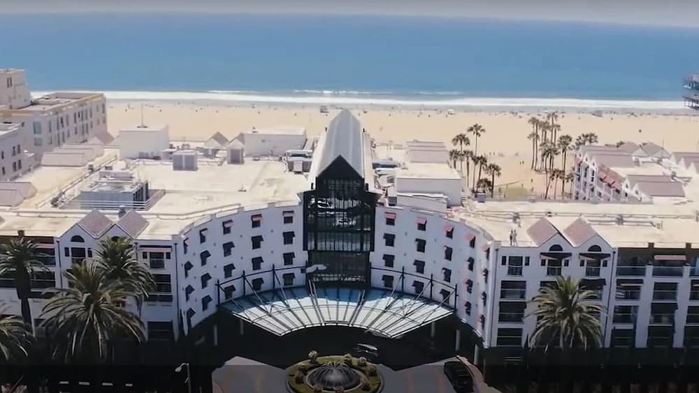 La Plage Wellness — hotel in Santa Monica, California