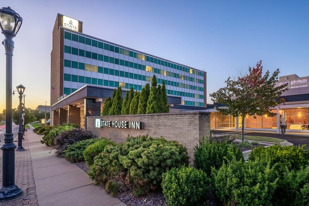 State House Inn, Trademark Collection by Wyndham — hotel in Springfield, Illinois