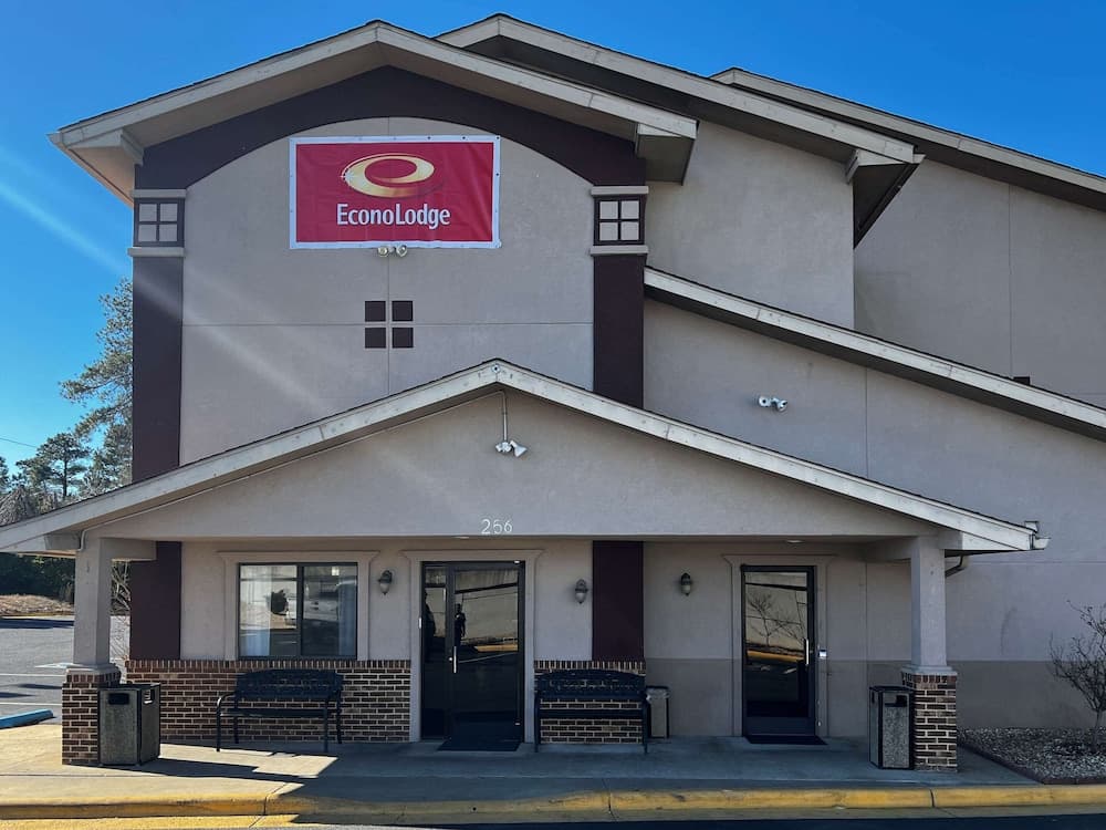Econo Lodge Spring Lake near Fort Bragg — hotel in Spring Lake, North Carolina