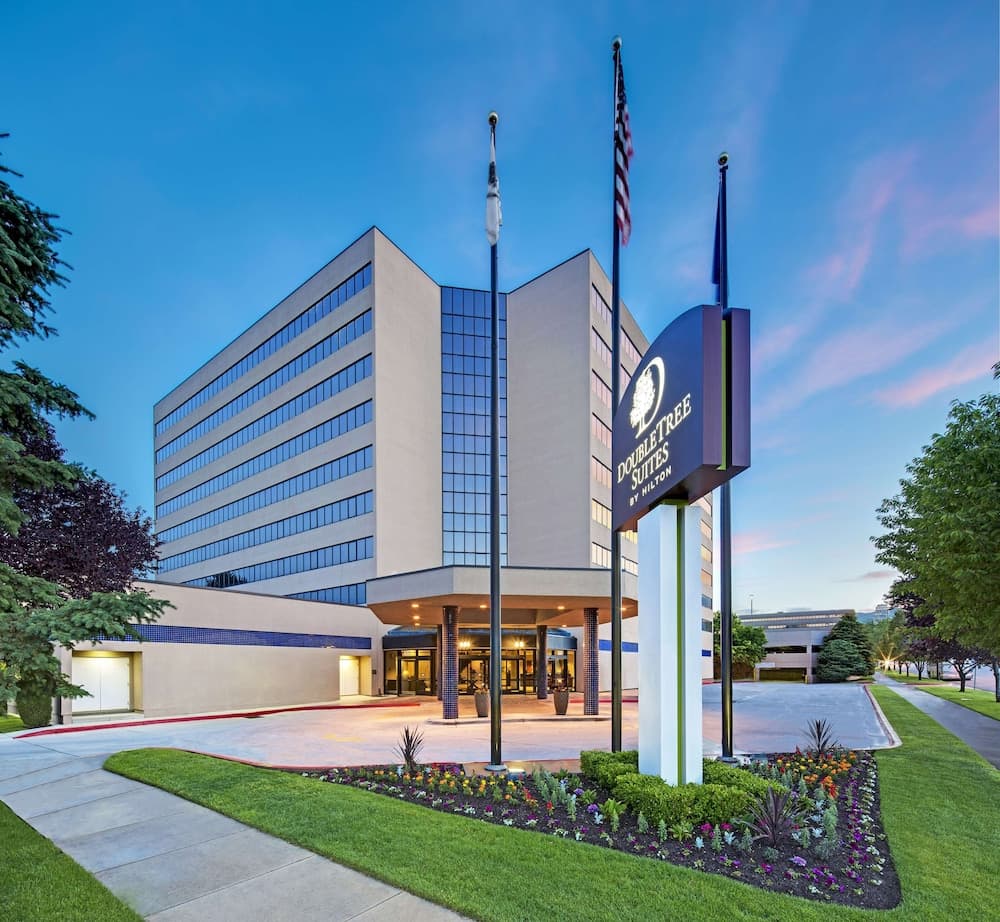 DoubleTree Suites by Hilton Hotel Salt Lake City — hotel in Salt Lake City, Utah