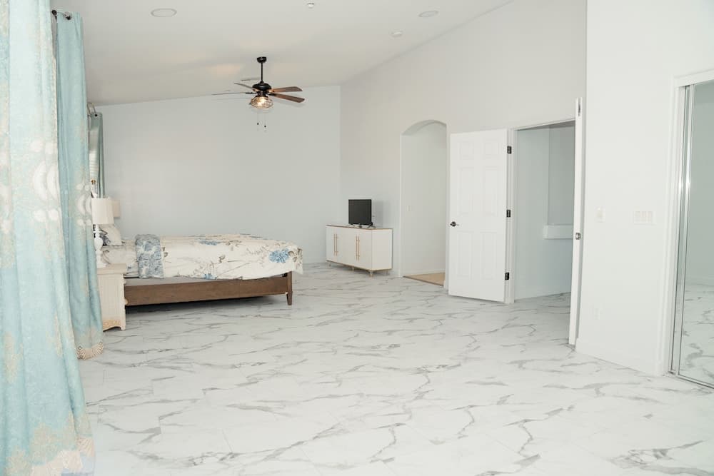 Large Family Home Near Phoenix — hotel in Buckeye, Arizona