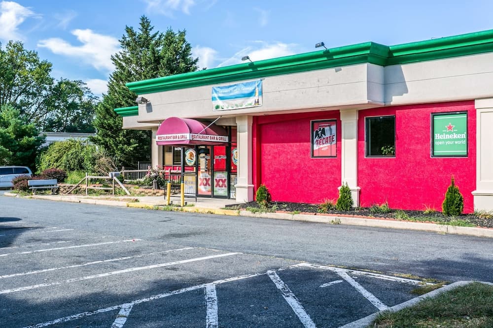 Americas Best Value Inn Edgewood interior in Edgewood, MD — gallery photo 2