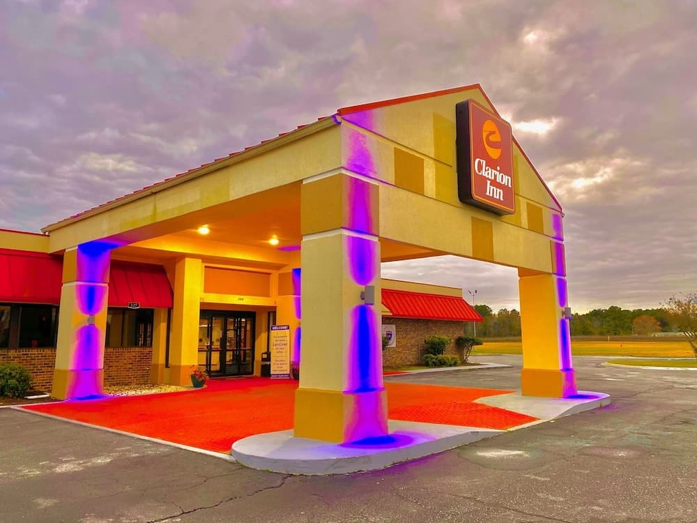Ramada by Wyndham Santee I-95 featured exterior or lobby in Santee, SC — similar hotel