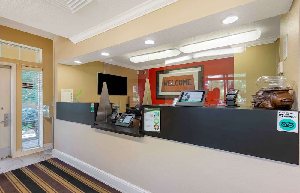 Extended Stay America Select Suites - Washington, DC - Sterling - Dulles interior in Sterling, VA — gallery photo 2