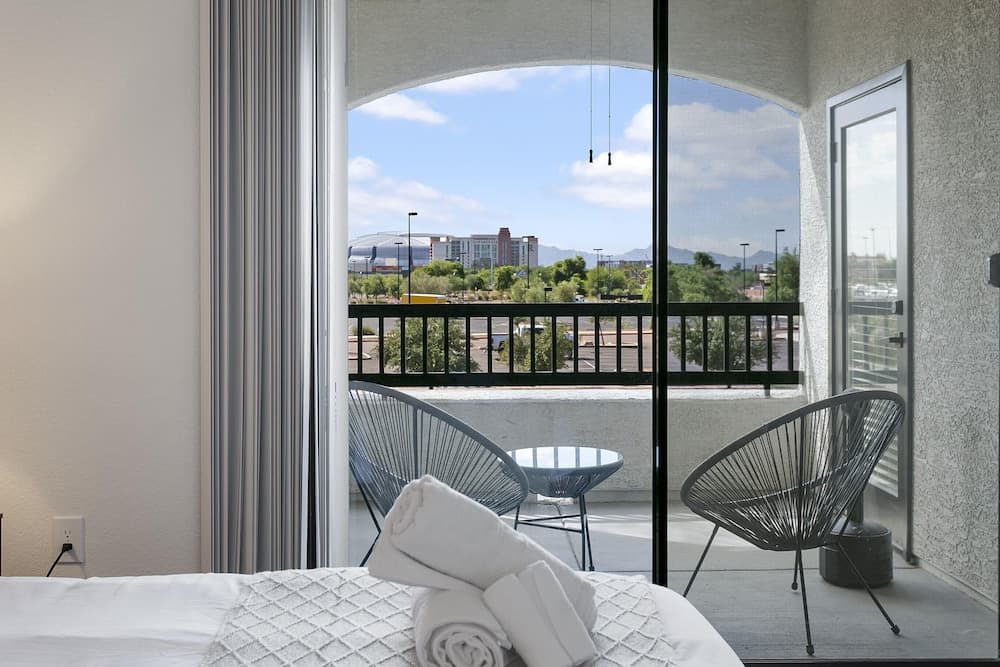 TWO Glendale CozySuites with Pool 2 & 9 — hotel in Glendale, Arizona