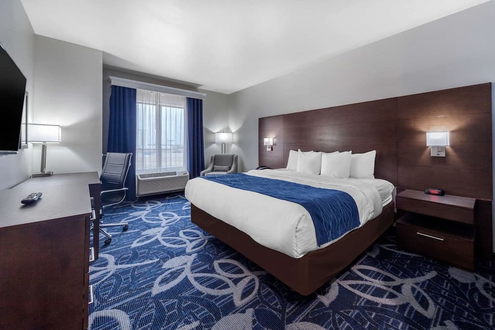Comfort Inn & Suites Oklahoma City South I-35 property views in Oklahoma City, OK — gallery photo 3