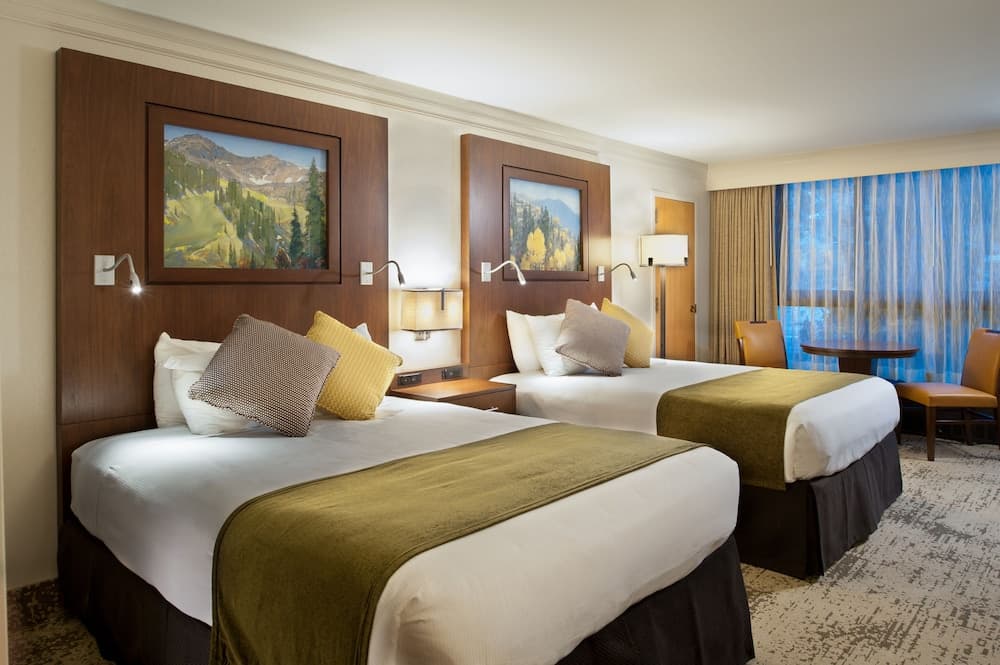The Cliff Lodge and Spa property views in Sandy, UT — gallery photo 3