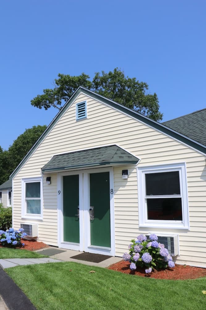Sunbird ANNEX Resort — hotel in West Yarmouth, Massachusetts