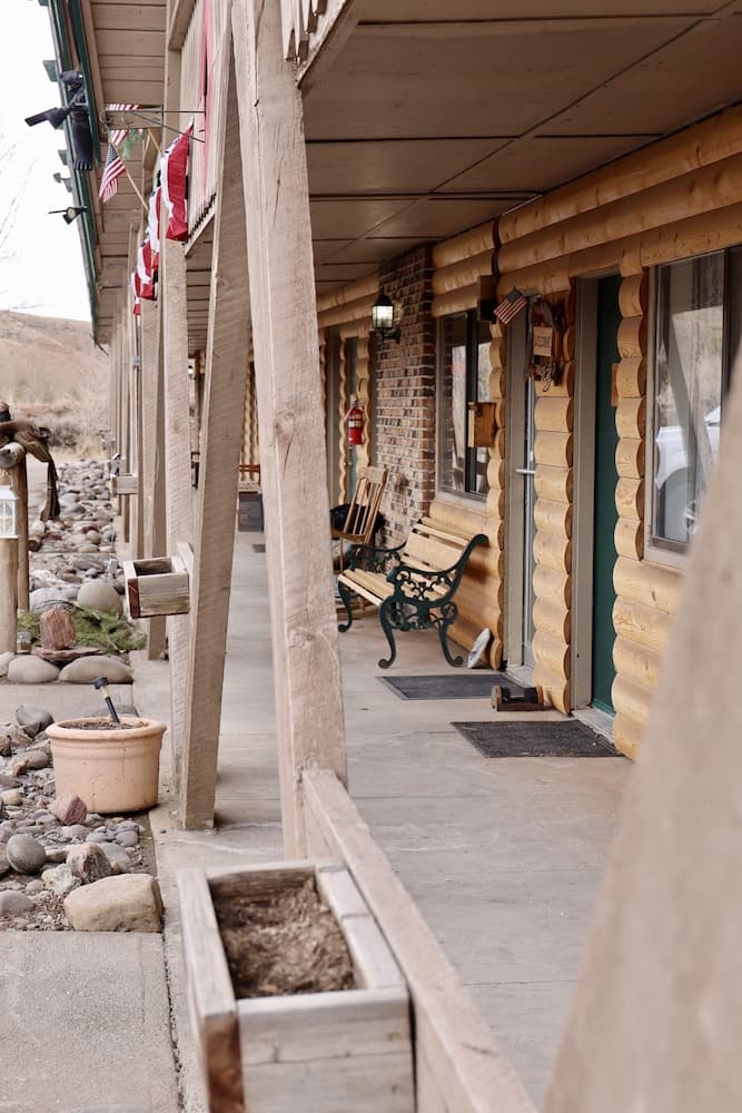 Rocky Mountain Lodge — hotel in Dubois, Wyoming