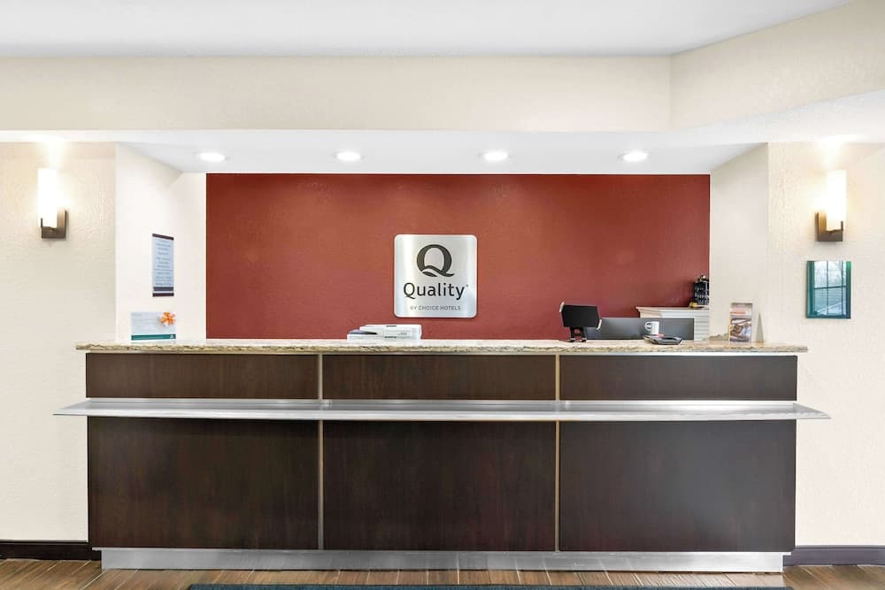 Quality Inn Queensbury - Lake George Area property views in Queensbury, NY — gallery photo 3