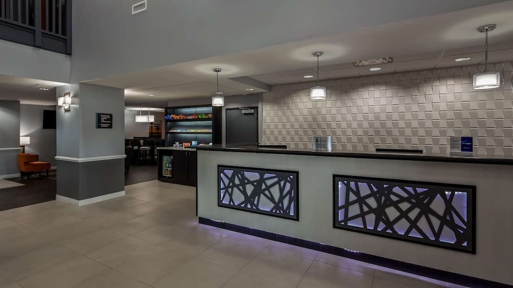 Best Western Plus St. Augustine I-95 interior in St. Augustine, FL — gallery photo 2