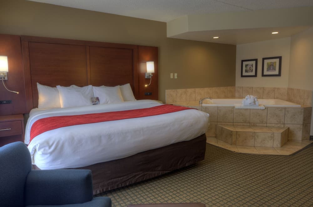 Comfort Inn & Suites Rochelle - DeKalb property views in Rochelle, IL — gallery photo 3
