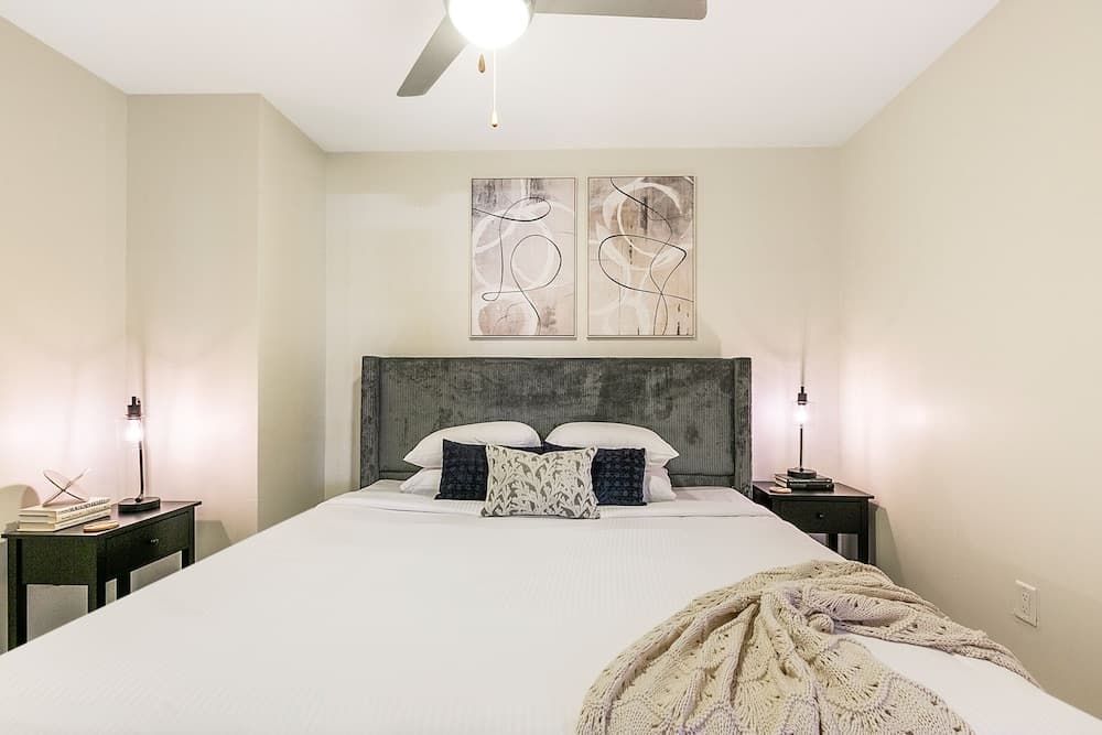 Spacious 4-Bed Condo steps from French Quarter interior in New Orleans, LA — gallery photo 2