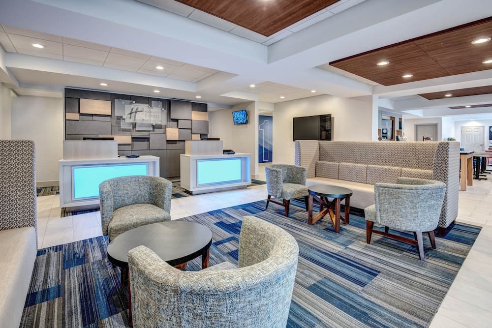 Holiday Inn Express Woodbridge by IHG featured exterior or lobby in Avenel, NJ — similar hotel