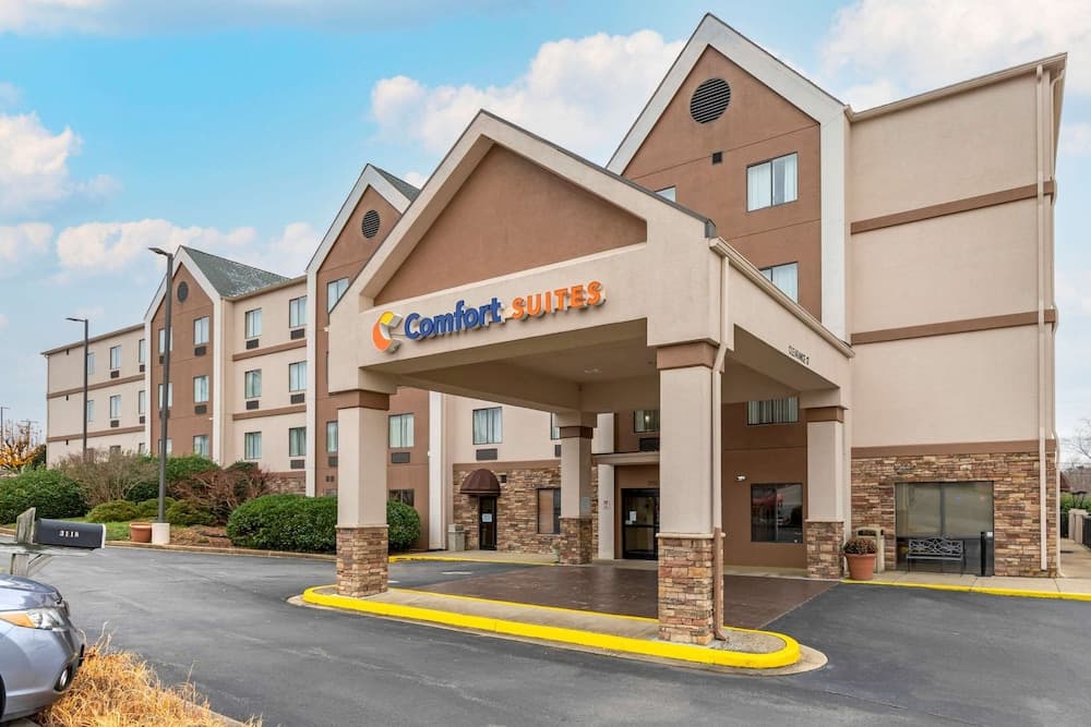 Comfort Suites Johnson City near University — hotel in Johnson City, Tennessee