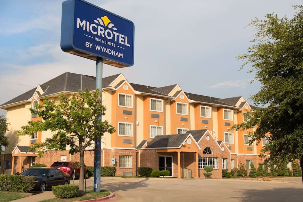 Microtel Inn & Suites by Wyndham Garland/Dallas — hotel in Garland, Texas