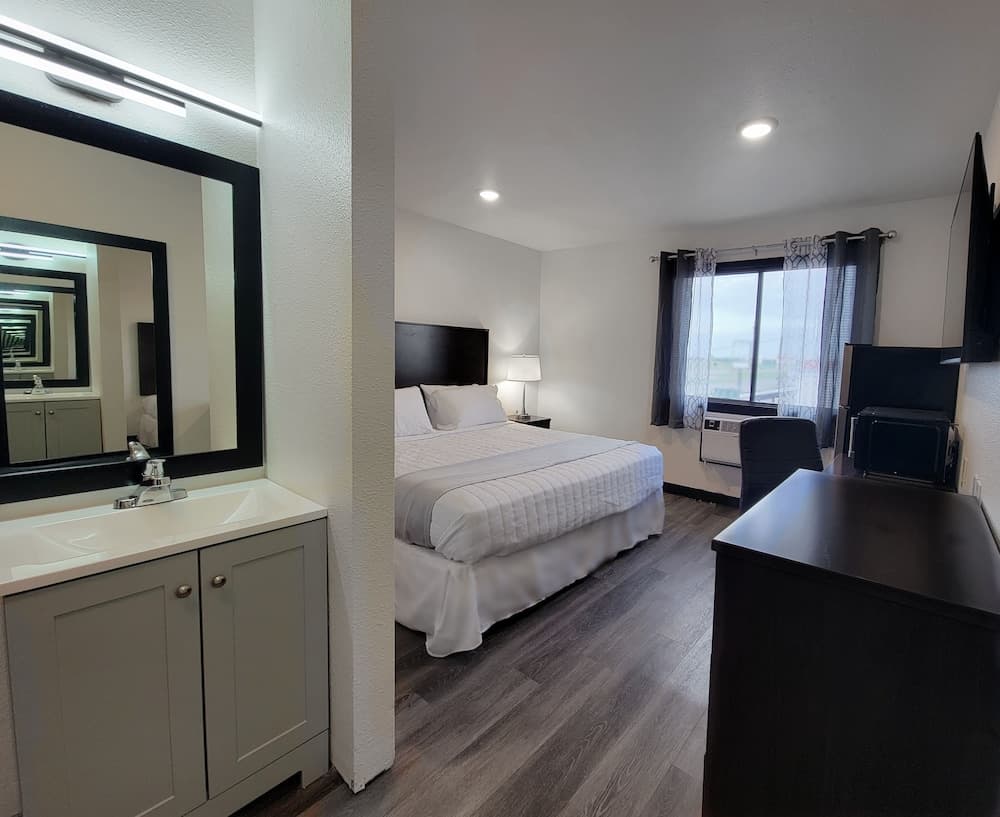 The Suite Inn — hotel in Minot, North Dakota