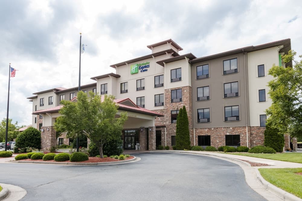 Holiday Inn Express & Suites Lexington NW-The Vineyard by IHG — hotel in Lexington, North Carolina