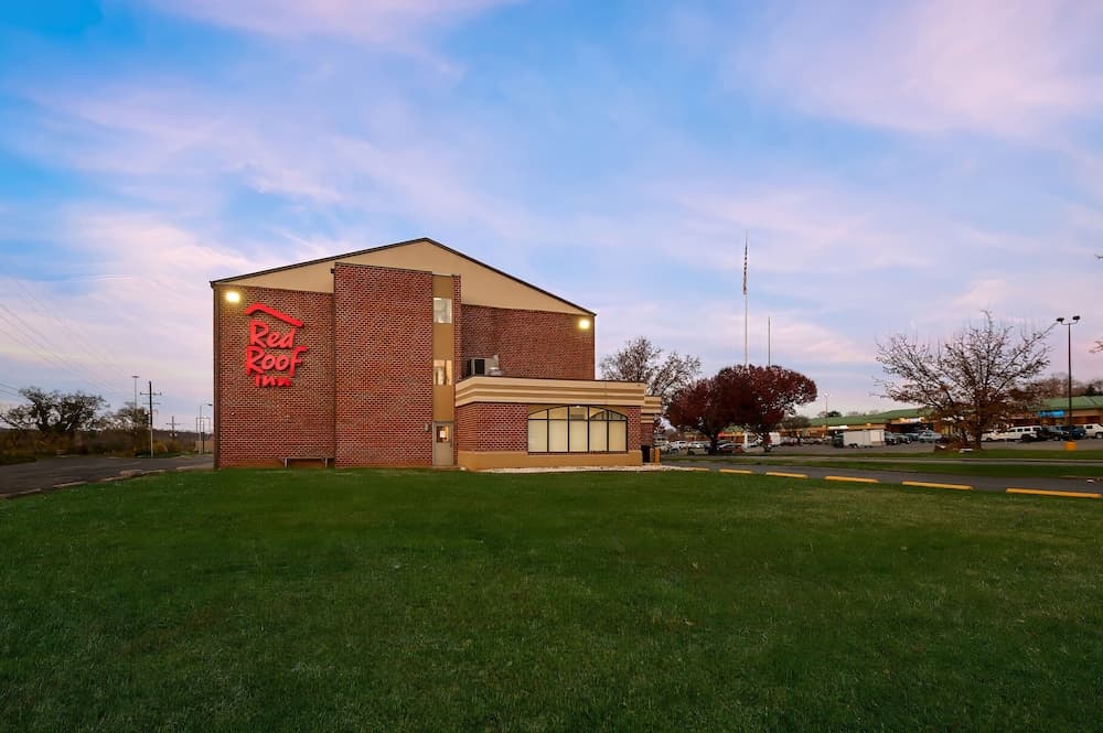 Red Roof Inn Martinsburg — hotel in Martinsburg, West Virginia