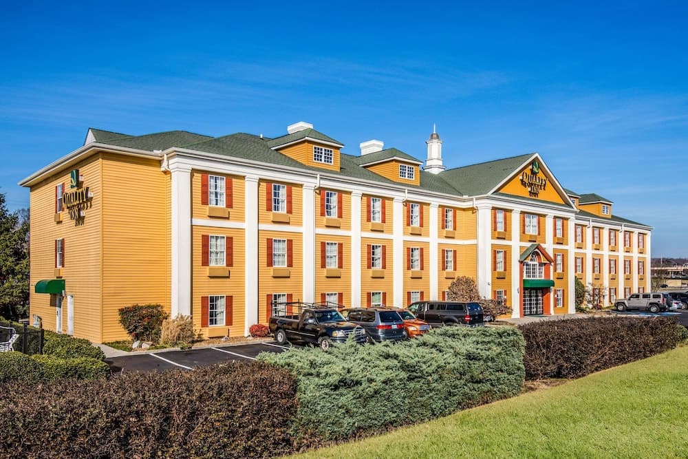 Quality Inn Oak Ridge - Knoxville West interior in Oak Ridge, TN — gallery photo 2