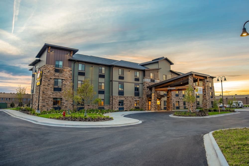 My Place Hotels - Chicago West/North Aurora, IL — hotel in Aurora, Illinois