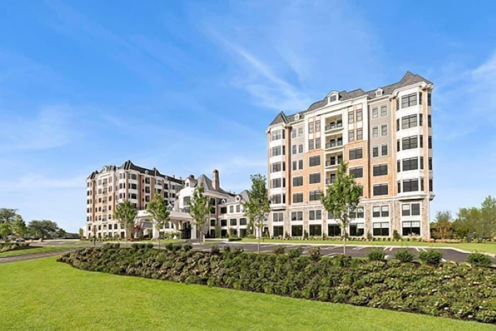 The Selby — hotel in Westbury, New York
