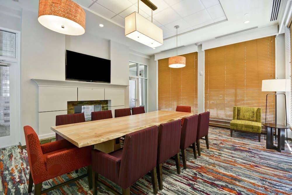 Hilton Garden Inn Phoenix/Tempe ASU Area interior in Tempe, AZ — gallery photo 2