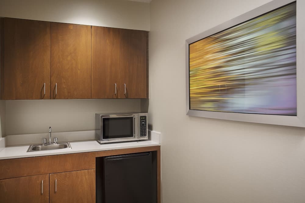 Holiday Inn Grand Rapids Airport by IHG property views in Grand Rapids, MI — gallery photo 3