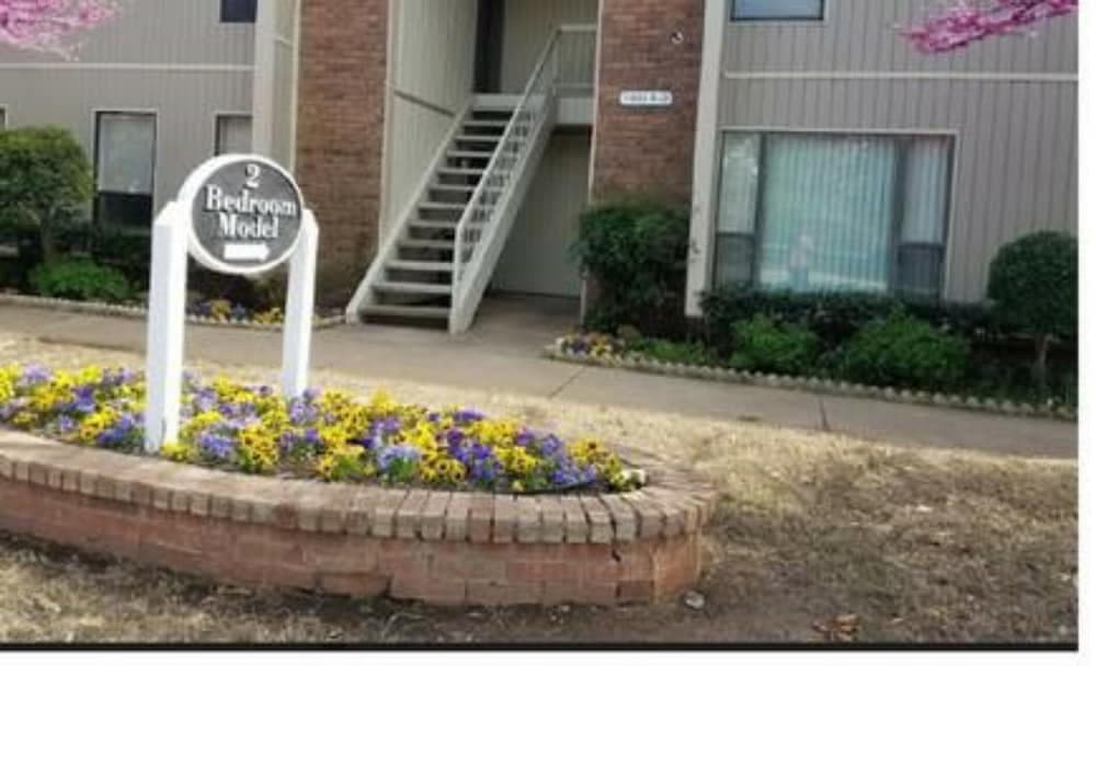 OU-2 Bedroom 1 bath next OU — hotel in Norman, Oklahoma