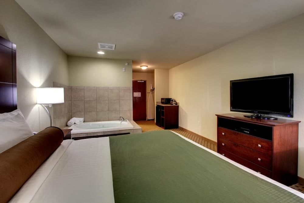 Cobblestone Inn & Suites — hotel in Killdeer, North Dakota
