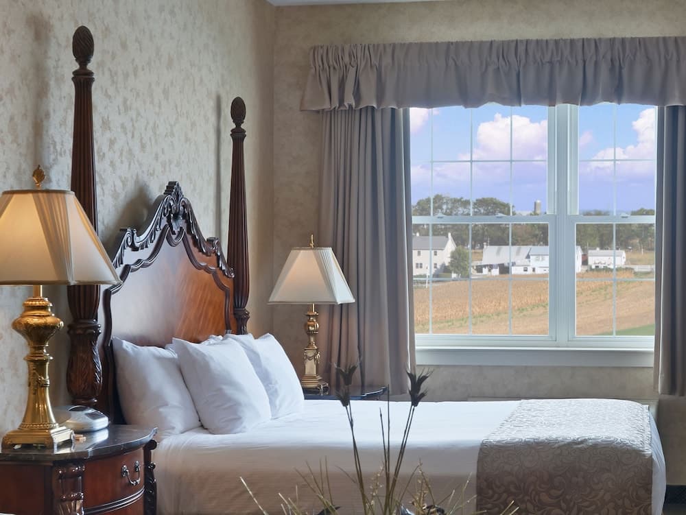 AmishView Inn and Suites interior in Ronks, PA — gallery photo 2