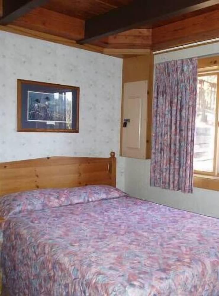 Pelican Pines property views in Pequot Lakes, MN — gallery photo 3