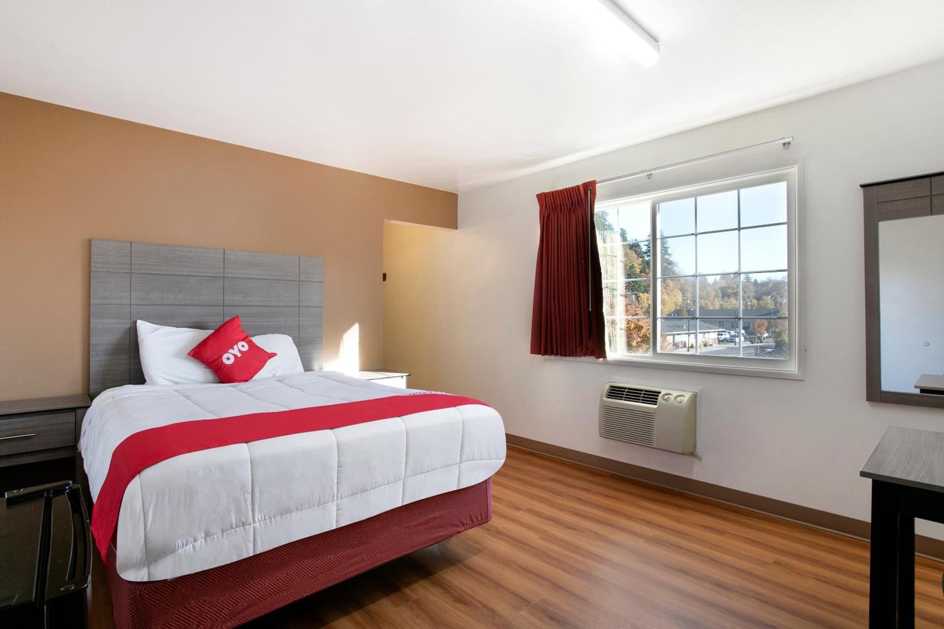 OYO Hotel Kalama — hotel in Kalama, Washington