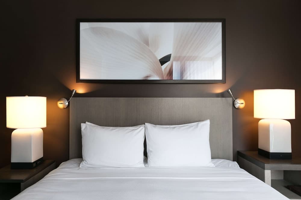 Studio Suite, 1 Queen Bed, Accessible (with Shower) at Hyatt House New York/Chelsea in New York, NY